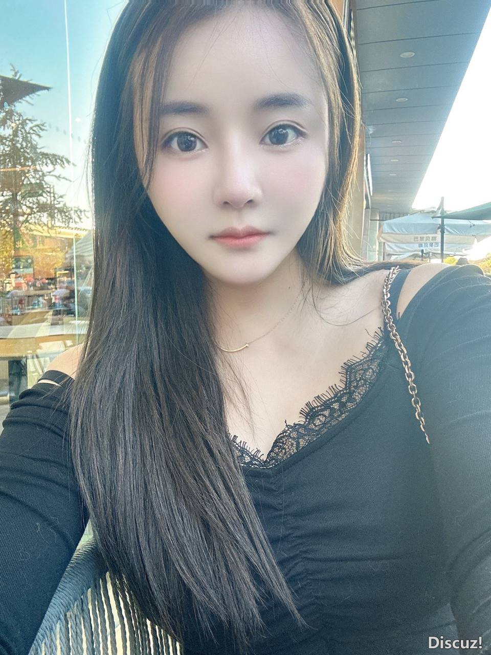 205818s549g9hm0x0heyh8.jpg